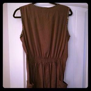 Brown dress